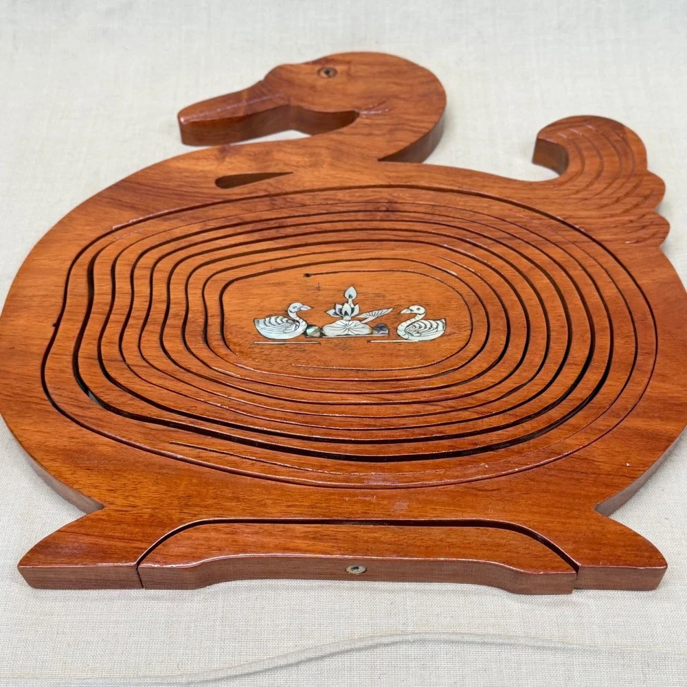 Vintage Wooden Duck Trivet French Country‎ Kitchen Decor Inlay Mother of Pearl - Picture 6 of 8